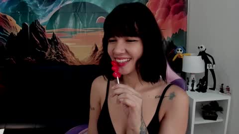 Yuna online show from September 8, 2025, 2:16 pm