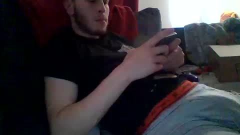 Snapshot of yung_henny07 chatting on October 18, 2025, 6:08 pm yung_henny07 online show from October 18, 2025, 6:08 pm