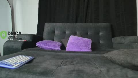 ELITA online show from January 18, 2026, 4:49 am