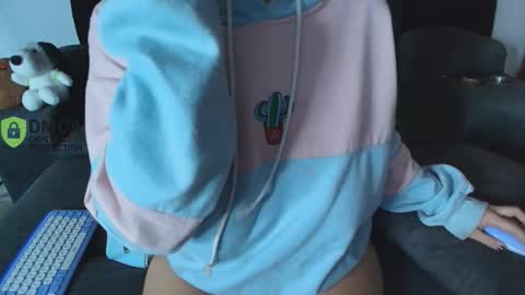 ELITA online show from February 5, 2026, 4:17 am