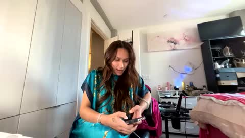Snapshot of yungfemslut chatting on May 2, 2026, 1:21 am BbyTSSLut online show from May 2, 2026, 1:21 am