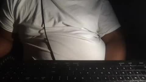 yungin470 online show from April 29, 2026, 1:04 pm