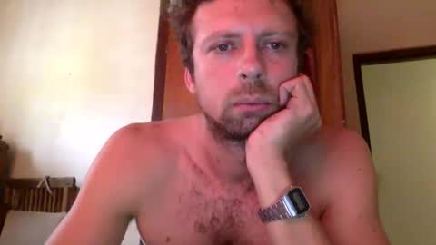 Snapshot of yungrover chatting on December 21, 2024, 6:44 pm yungrover online show from December 21, 2024, 6:44 pm