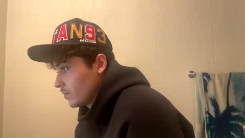 yungstudbev online show from February 9, 2025, 6:54 am