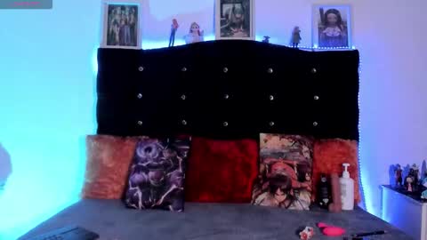 yuong soo online show from September 20, 2025, 3:07 am