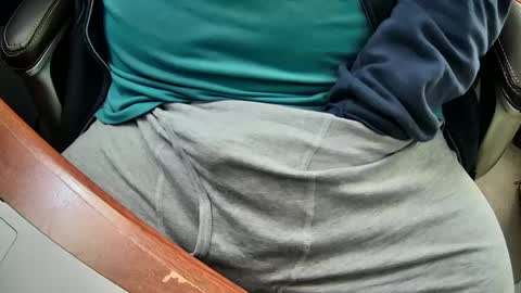 yuppers1234 online show from March 10, 2025, 4:35 pm