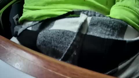 yuppers1234 online show from November 21, 2025, 6:50 pm