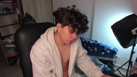 yurii_moody online show from September 28, 2025, 5:24 am