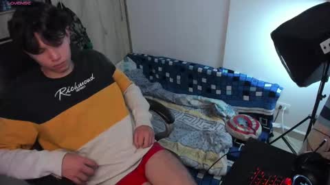 yurii_moody online show from October 1, 2025, 7:42 pm