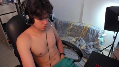 yurii_moody online show from October 16, 2025, 6:53 pm