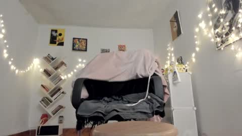 Snapshot of yury_sun chatting on December 10, 2024, 1:11 am paola online show from December 10, 2024, 1:11 am