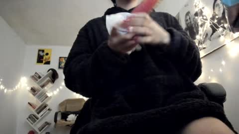 Snapshot of yury_sun chatting on January 8, 2025, 10:58 pm paola online show from January 8, 2025, 10:58 pm