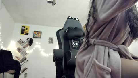 Snapshot of yury_sun chatting on January 12, 2025, 10:33 pm paola online show from January 12, 2025, 10:33 pm