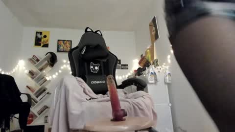 Snapshot of yury_sun chatting on January 24, 2025, 3:43 am paola online show from January 24, 2025, 3:43 am