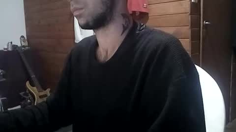 Yuumi online show from April 15, 2026, 6:20 am