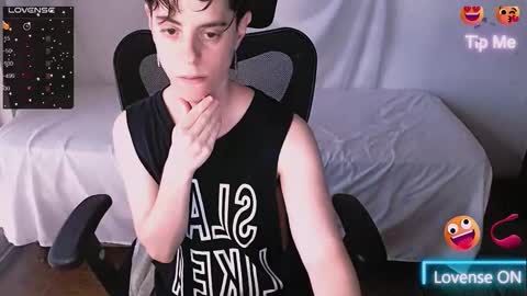 Yuyu online show from September 21, 2025, 7:04 pm