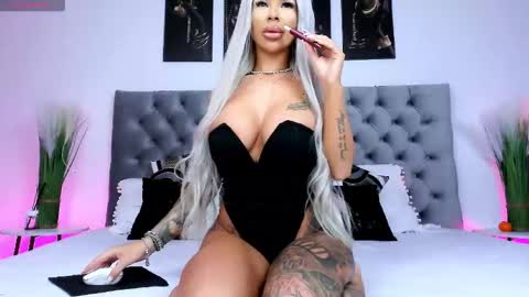 YviAnn online show from December 3, 2025, 11:14 pm