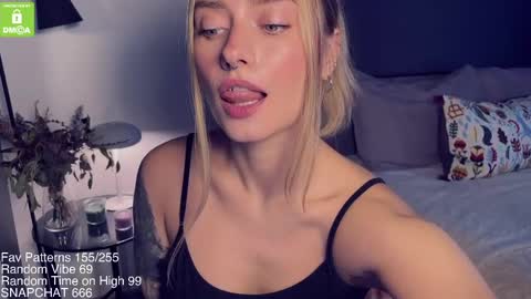 The Queen Bitch of the United Kingdom online show from February 20, 2025, 7:34 am