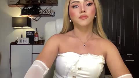 Miss Cali online show from January 19, 2025, 7:57 am