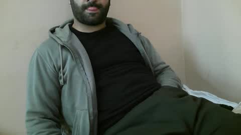 Snapshot of yxxtxxdentyk chatting on December 6, 2024, 5:31 am Bi BearXXX online show from December 6, 2024, 5:31 am