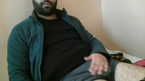 Snapshot of yxxtxxdentyk chatting on December 13, 2024, 5:49 am Bi BearXXX online show from December 13, 2024, 5:49 am