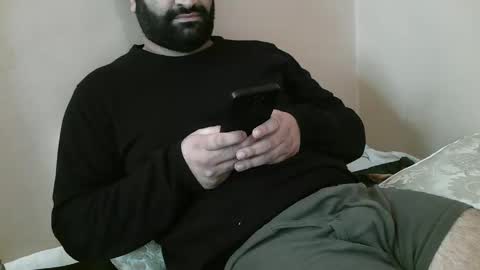 Snapshot of yxxtxxdentyk chatting on December 19, 2024, 8:02 am Bi BearXXX online show from December 19, 2024, 8:02 am