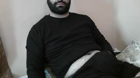 Snapshot of yxxtxxdentyk chatting on December 24, 2024, 6:11 am Bi BearXXX online show from December 24, 2024, 6:11 am