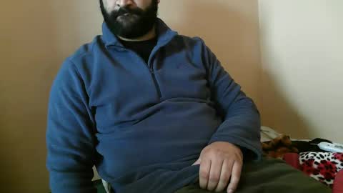 Snapshot of yxxtxxdentyk chatting on December 30, 2024, 5:37 am Bi BearXXX online show from December 30, 2024, 5:37 am