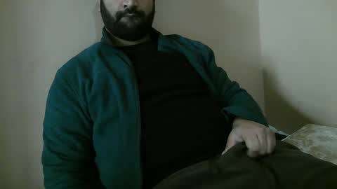 Snapshot of yxxtxxdentyk chatting on January 7, 2025, 5:12 am Bi BearXXX online show from January 7, 2025, 5:12 am