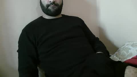 Snapshot of yxxtxxdentyk chatting on January 8, 2025, 6:09 am Bi BearXXX online show from January 8, 2025, 6:09 am