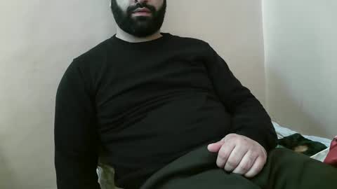 Snapshot of yxxtxxdentyk chatting on January 23, 2025, 5:35 am Bi BearXXX online show from January 23, 2025, 5:35 am