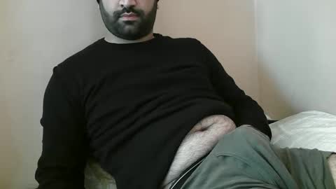 Snapshot of yxxtxxdentyk chatting on January 28, 2025, 5:11 am Bi BearXXX online show from January 28, 2025, 5:11 am