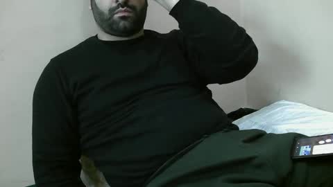 Snapshot of yxxtxxdentyk chatting on January 29, 2025, 5:19 am Bi BearXXX online show from January 29, 2025, 5:19 am