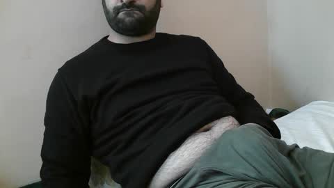 Snapshot of yxxtxxdentyk chatting on January 30, 2025, 5:52 am Bi BearXXX online show from January 30, 2025, 5:52 am