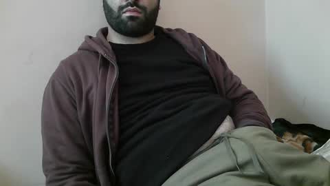 Snapshot of yxxtxxdentyk chatting on February 24, 2025, 5:22 am Bi BearXXX online show from February 24, 2025, 5:22 am