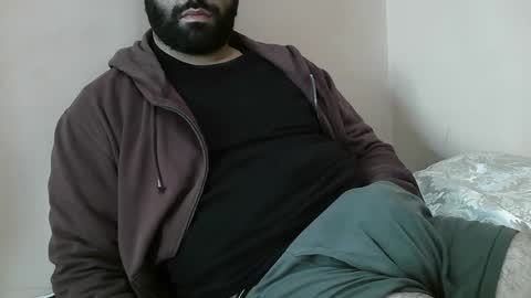 Snapshot of yxxtxxdentyk chatting on March 12, 2025, 5:02 am Bi BearXXX online show from March 12, 2025, 5:02 am