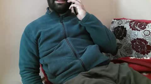 Snapshot of yxxtxxdentyk chatting on December 4, 2025, 6:44 am Bi BearXXX online show from December 4, 2025, 6:44 am