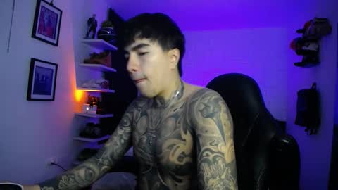 zac_muller1 online show from March 17, 2026, 4:28 am