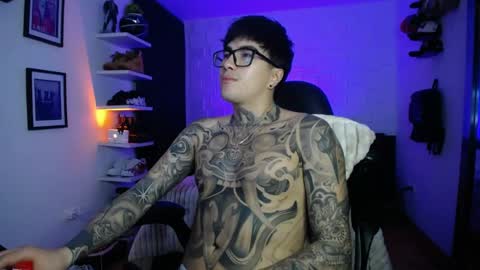 zac_muller1 online show from April 26, 2026, 1:58 am