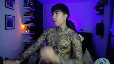 zac_muller1 online show from April 28, 2026, 4:06 am