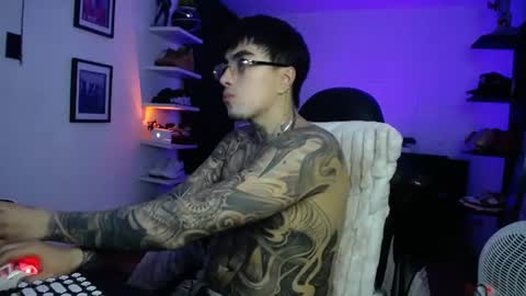 zac_muller1 online show from July 30, 2026, 5:50 am