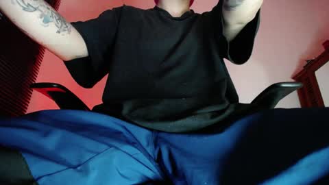 Snapshot of zac_watson chatting on April 22, 2026, 1:30 am Zac Freelance model online show from April 22, 2026, 1:30 am