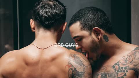 Snapshot of zacandmarcosmg_ chatting on December 21, 2024, 5:58 am zacandmarcosmg_ online show from December 21, 2024, 5:58 am