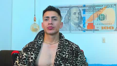 zachpri20 online show from January 13, 2025, 8:58 am