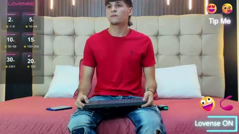 zack23__ online show from June 13, 2026, 3:04 am