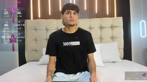 zack23__ online show from June 21, 2026, 3:09 am