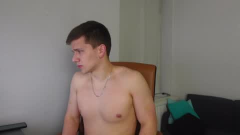 ZACK GILLIAN online show from May 4, 2026, 7:54 pm