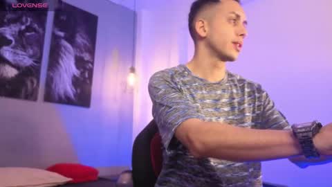 zack_isback online show from June 4, 2026, 8:48 pm