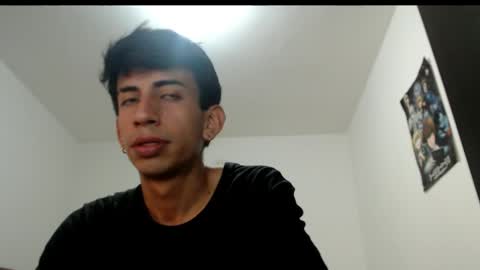 Snapshot of zack_kingg chatting on April 7, 2026, 5:02 pm Zack King online show from April 7, 2026, 5:02 pm