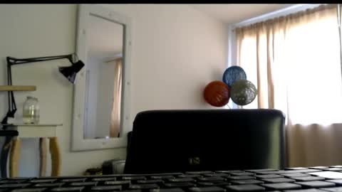 Snapshot of zack_kingg chatting on April 24, 2026, 6:43 pm Zack King online show from April 24, 2026, 6:43 pm